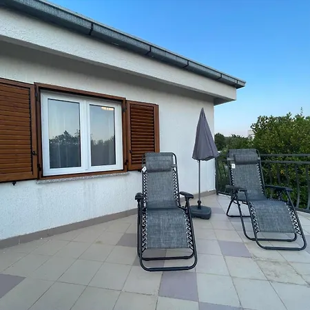 Vakantiehuis House Jesenova *