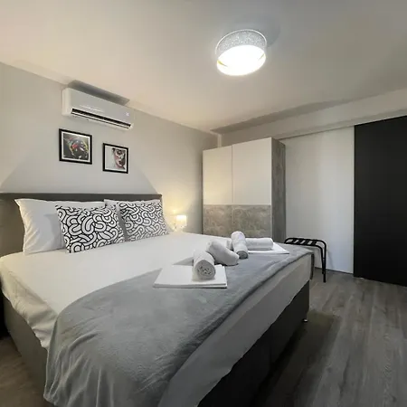 Vakantiehuis House Jesenova