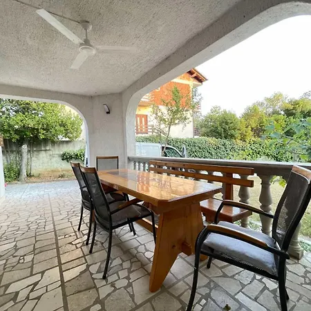 House Jesenova *