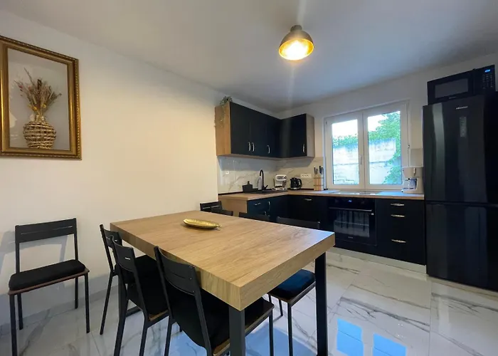 House Jesenova * Selce