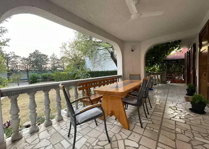 House Jesenova Selce